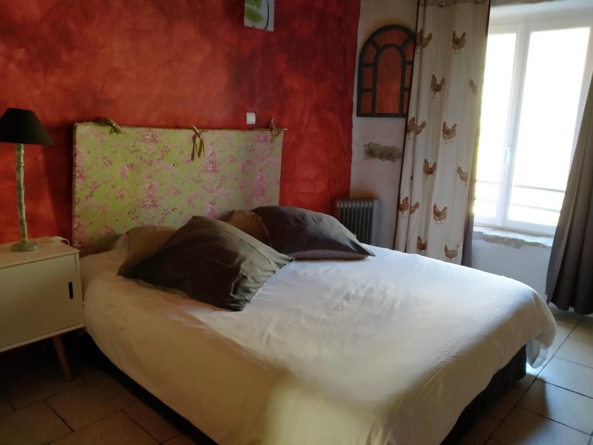 Bed and Breakfast Au Coeur Du Caylar Ле-Кейлар Экстерьер фото
